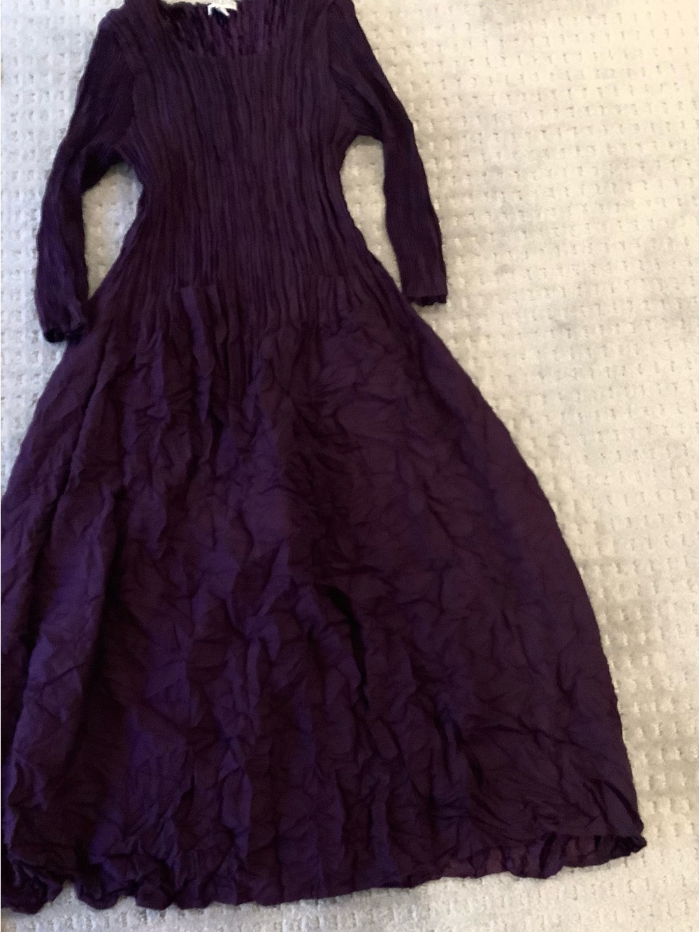 Alquema smash pocket Women's 3/4 Sleeve Midi Dress in Deep Purple. Size 1
